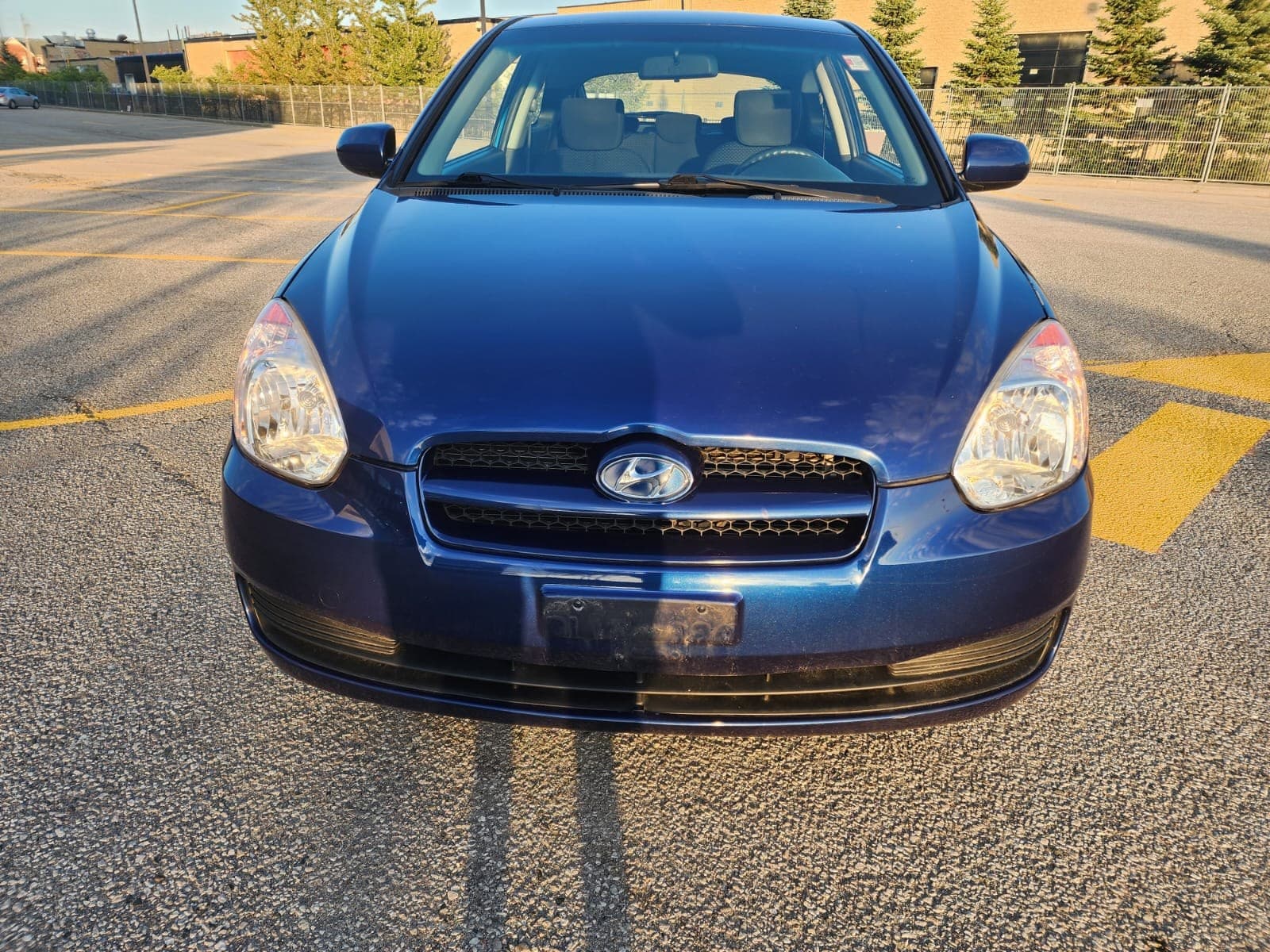 2011 Hyundai Accent, photo 2