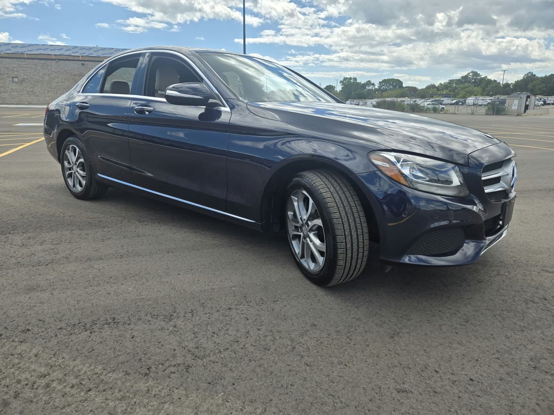 2015 Mercedes-Benz C300, photo 2