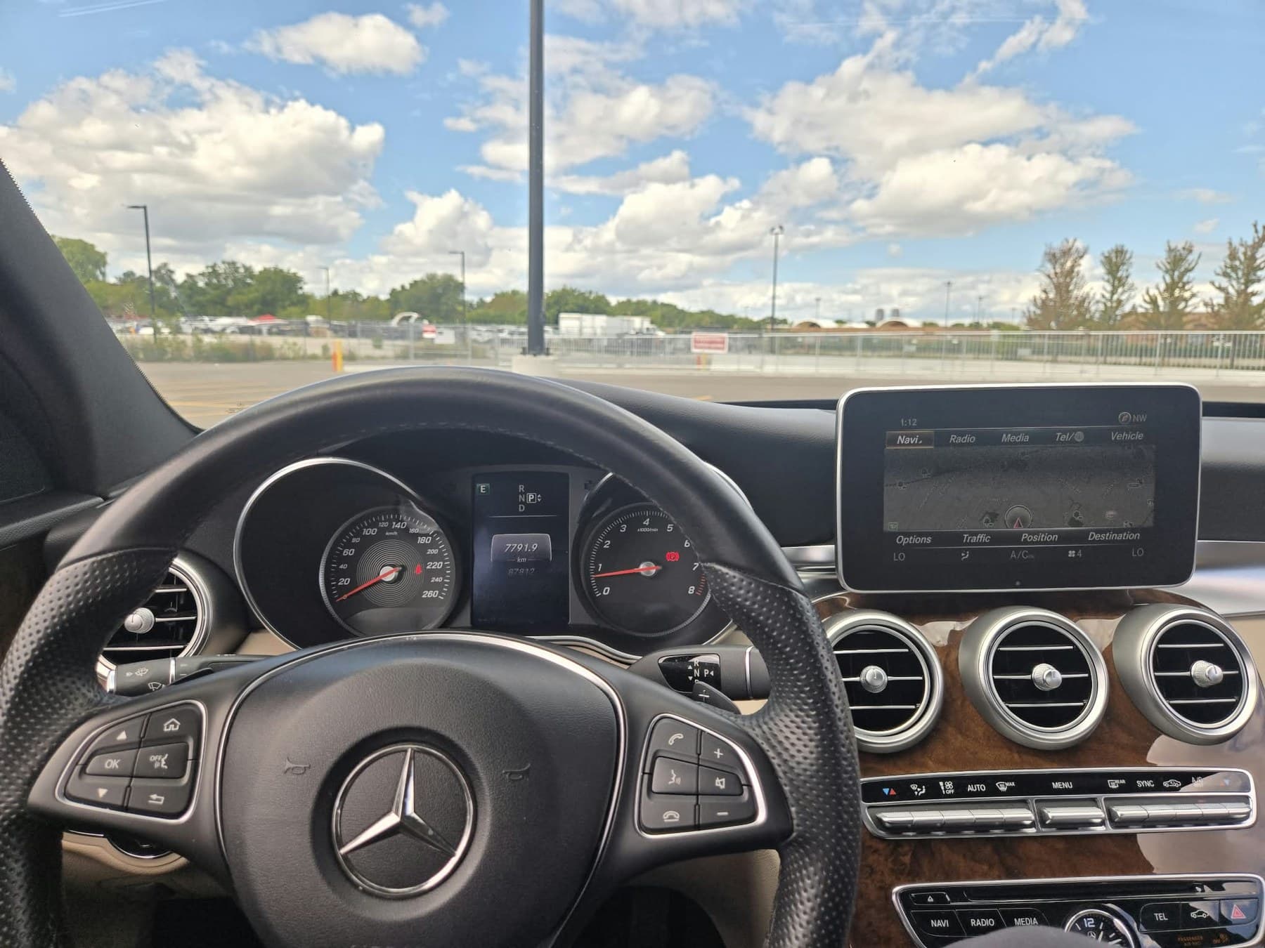 2015 Mercedes-Benz C300, photo 13