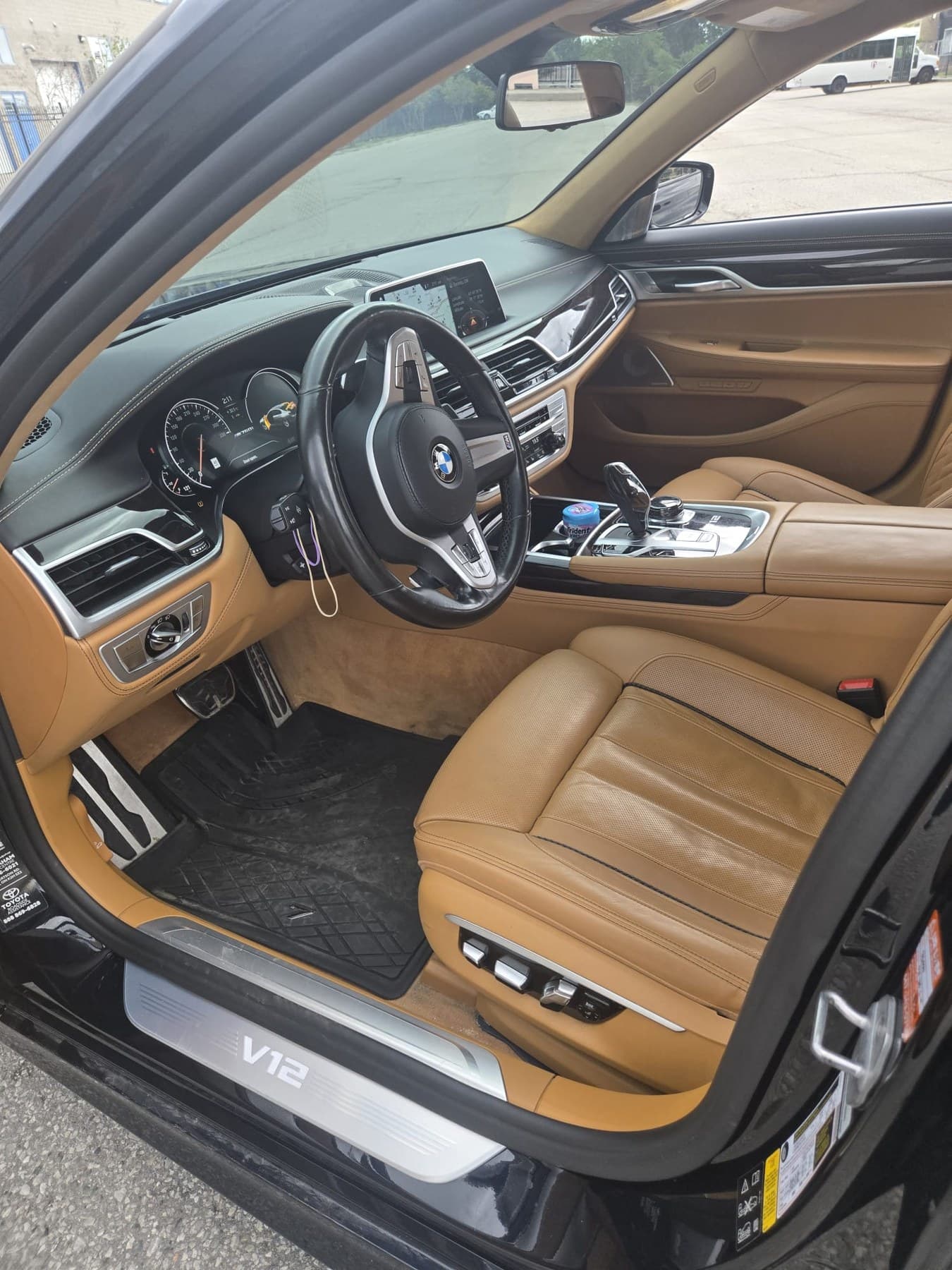 2019 BMW M760Li, photo 3
