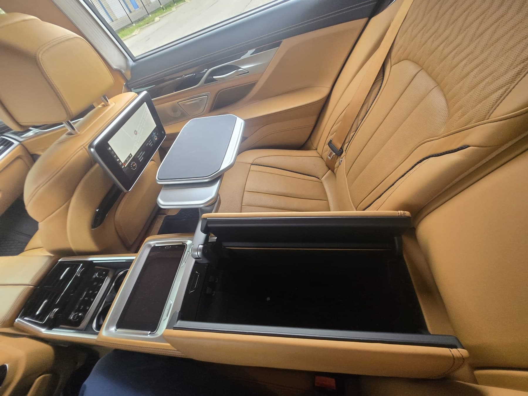 2019 BMW M760Li, photo 7