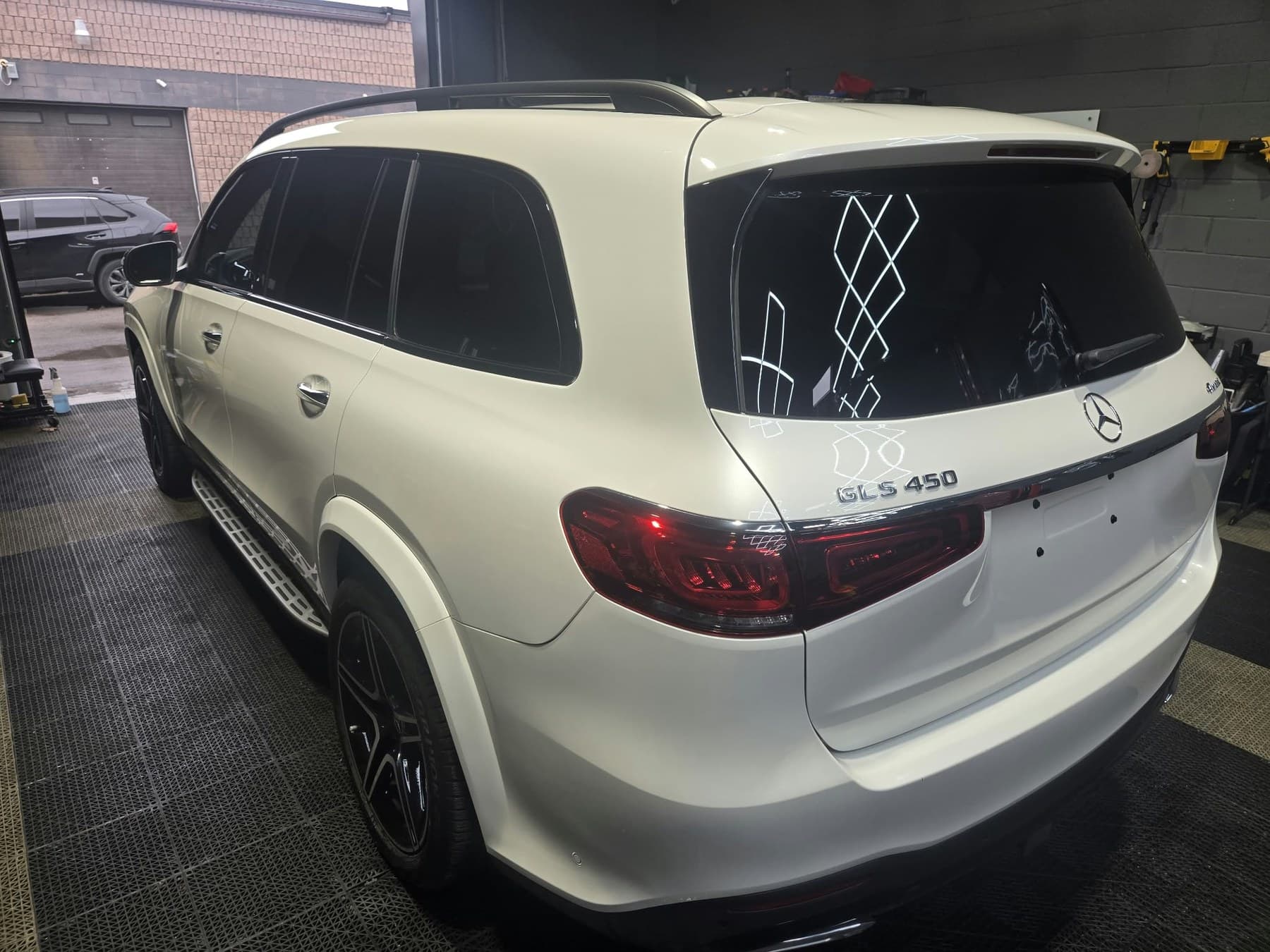 2021 Mercedes-Benz GLS450, photo 6